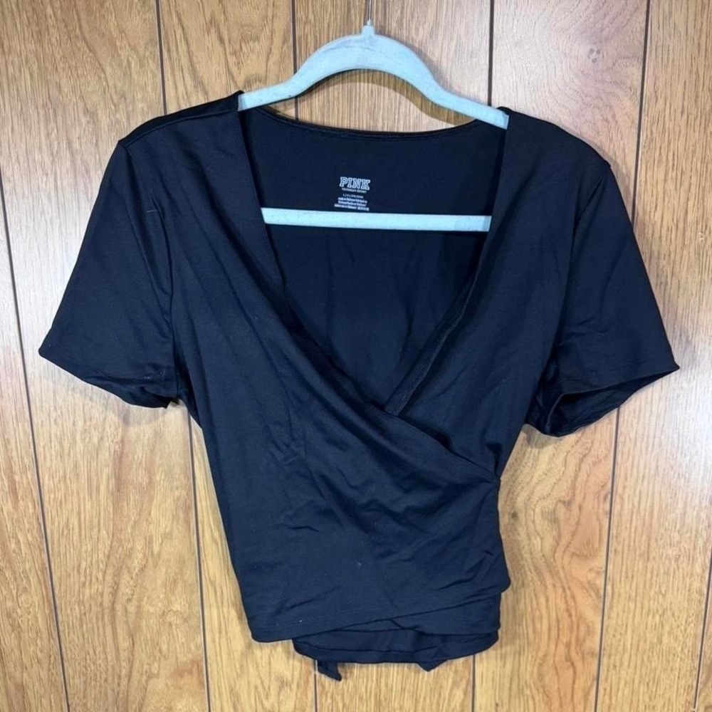 Victoria's Secret‎ black cropped tie back low cut top Size L